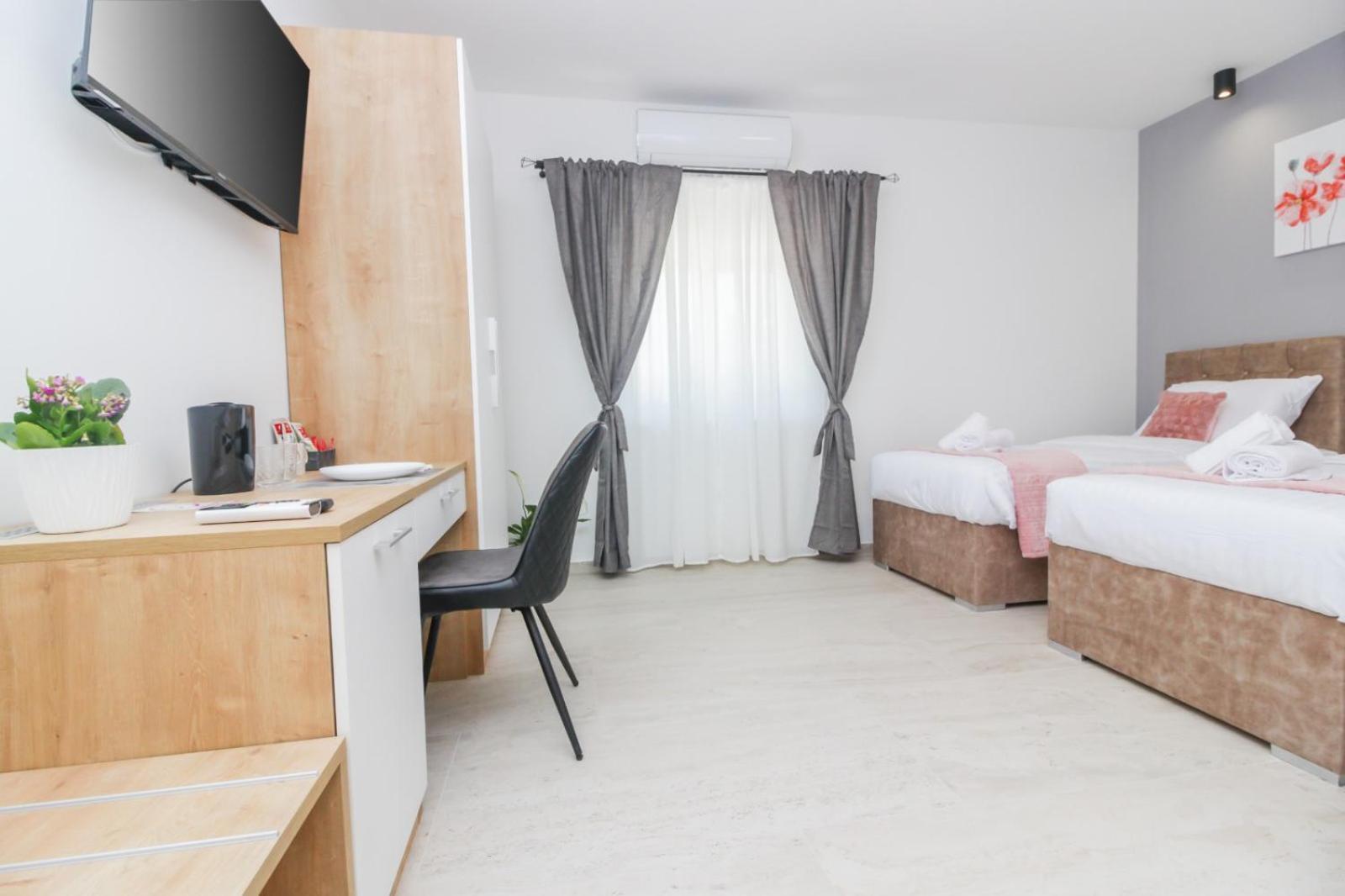 Rooms Zemunik Donji Zemunik Екстериор снимка